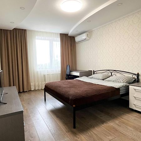0147 New Flat Near Airport Zhulyany Sofievskaya Borshchagovka Apartment Kiev Ngoại thất bức ảnh